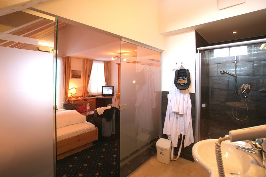 Hotel Fatlar Ischgl Habitación foto